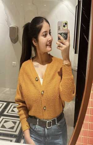 housewife escorts in Raipur