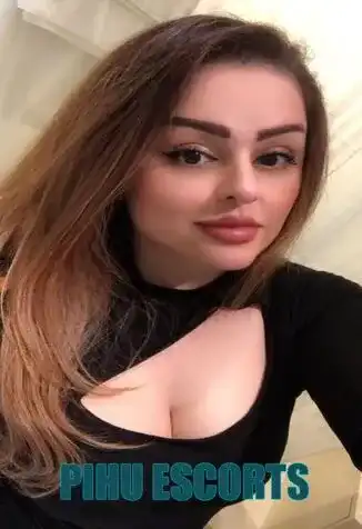 Escorts in Sarojini Nagar