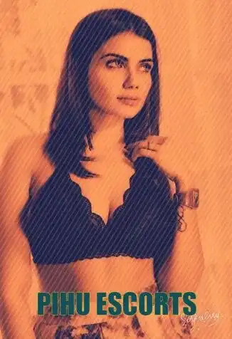 Sarojini Nagar Escorts Girl