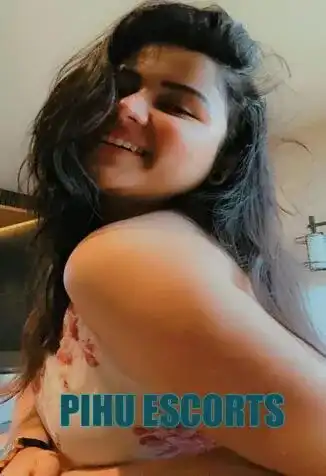 Teenage Escorts Sarojini Nagar